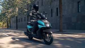 Yamaha RayZR